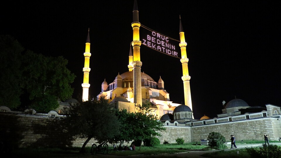 Edirne için iftar ve sahur vakti 17 Mayıs!