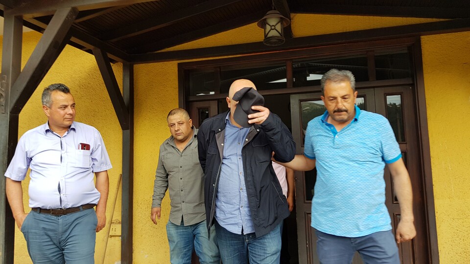 "Canım" diyen garsona kurşun yağdırdı