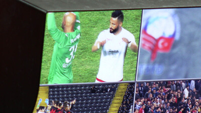 Play-off finalindeki video yardımcı hakemler belli oldu!