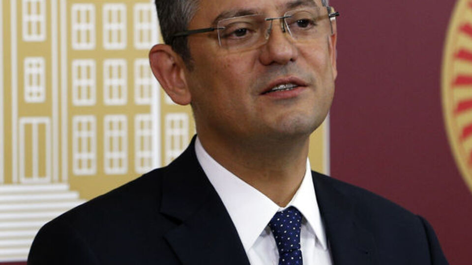 CHP'li Özgür Özel: Onaylanan yetki kanunu için AYM'ye başvuracağız