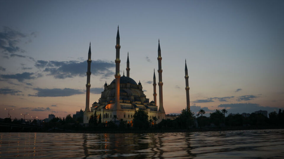 Adana'da sahur saat kaçta?