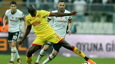 Demba Ba gün sayıyor!