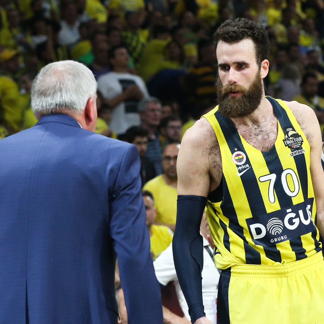 Vesely'den Bobby Dixon sorusuna utandıran yanıt