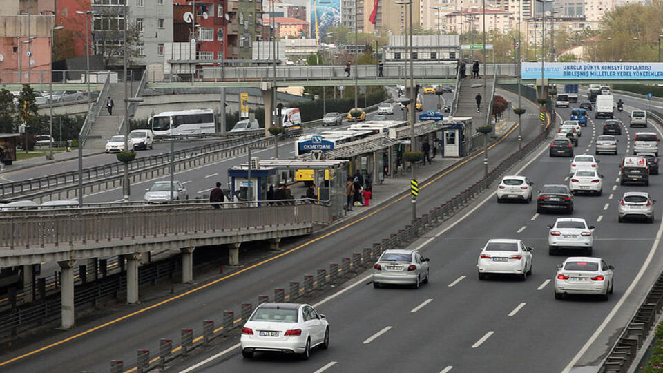 Metrobüs istasyonlarında dedektör takibi!