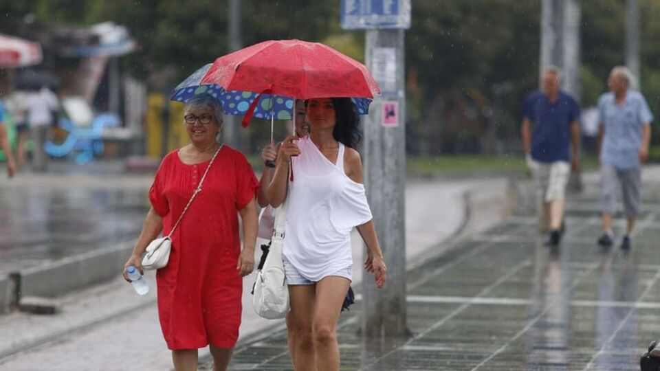 Öğle saatlerine dikkat! Sağanak yağış bekleniyor