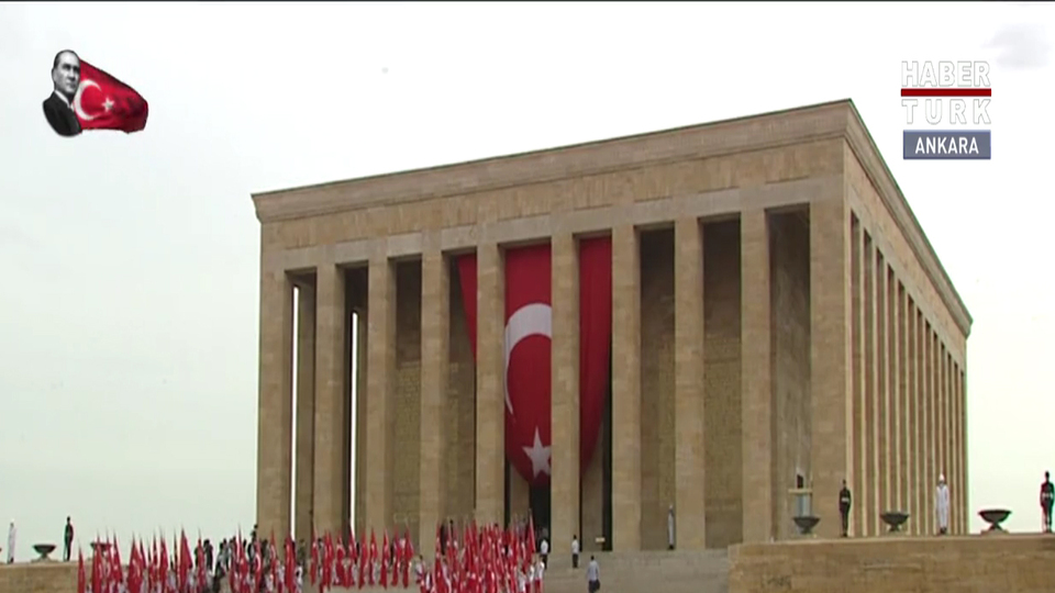 81 ilden gençler Anıtkabir'deydi