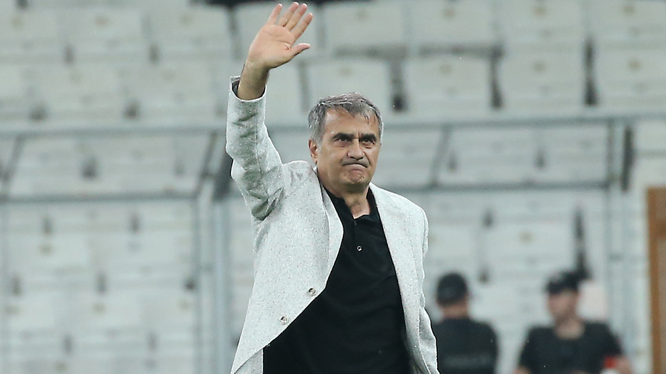 ''Dayak yiyen bir adam olarak tiyatrocu olduk''