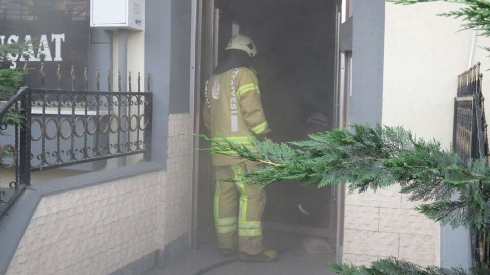 Maltepe'de yangın paniği!