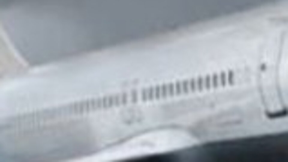 Havada korkulu anlar! Uçağa yıldırım isabet etti