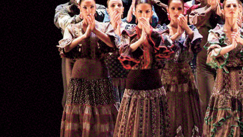 Picasso eserlerinin flamenko tutkusuyla keşfi!