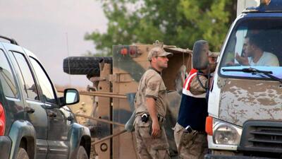 Hatay'da askeri araç devrildi