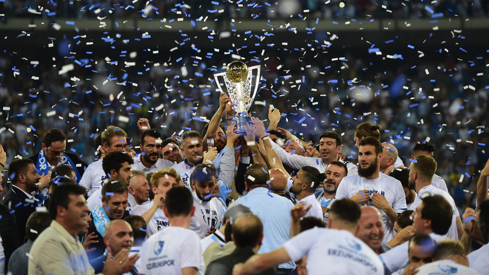 Dadaşlar, küllerinden doğdu!