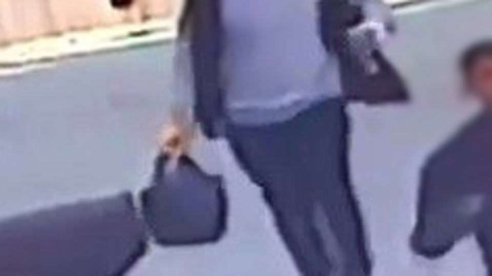 Aynı gün araba alıp, sevgilisinin evini döşemiş!