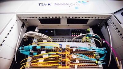 Türk Telekom'dan dev yatırım! Türkiye'nin en büyük veri merkezi...