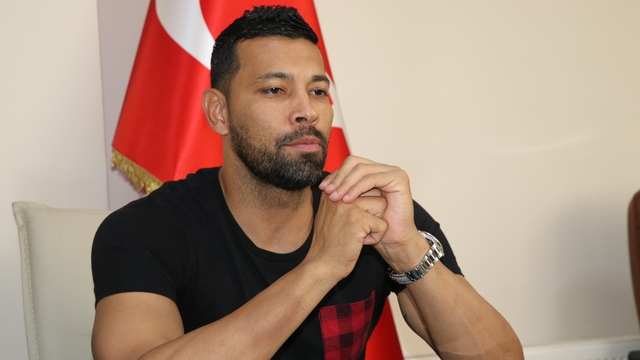Andre Santos veda etti