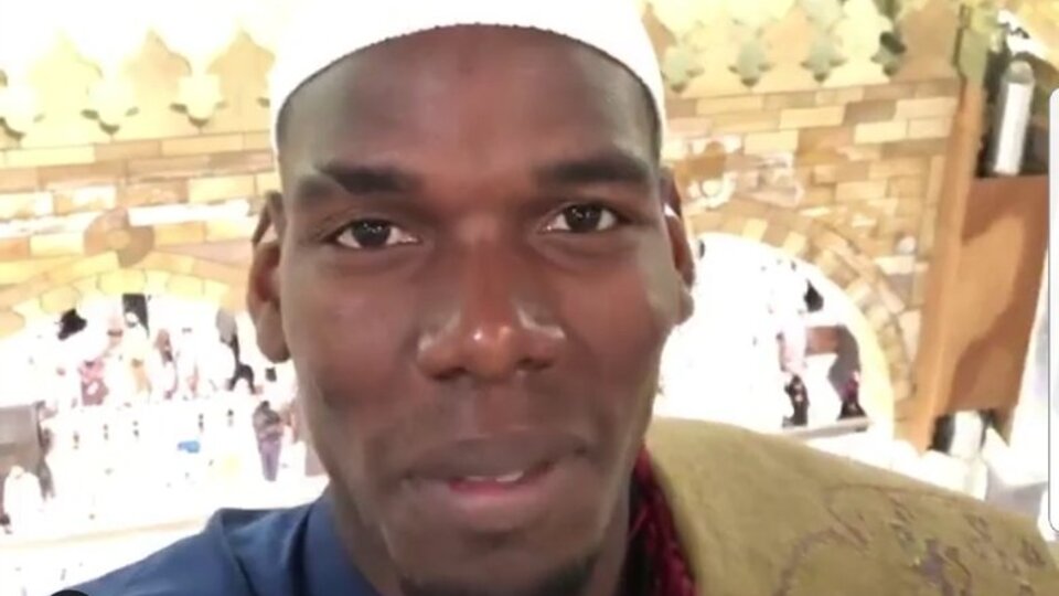 Pogba'dan umre paylaşımı