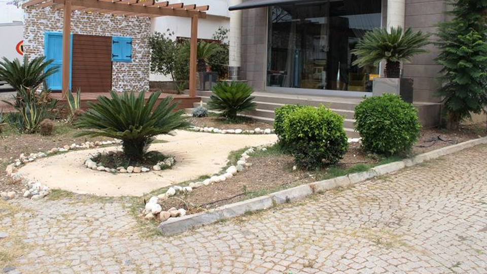 Emekli polis dehşet saçtı! Polisler görünce şok oldu