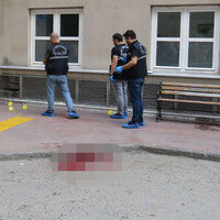 Hastane önünde dehşet! 2 kişi öldü