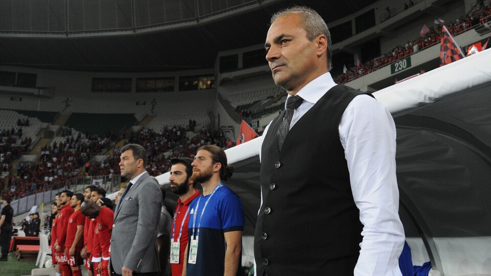 Erkan Sözeri'den ayrılık sinyali