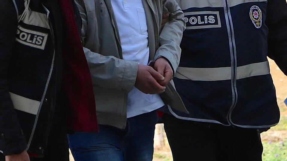 Ankara'da 8 albay FETÖ'den tutuklandı