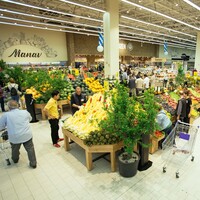 227 mağazasını birden kapatıyor!