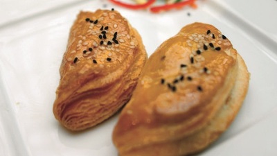 Bayatlamayan kıyır poğaça nasıl yapılır?