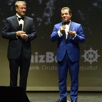 Yaptırımlar, Denizbank'ı satmaya zorladı