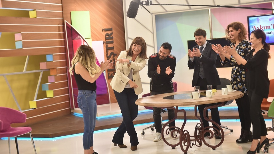 Ünlüler birer birer şakalanmaya devam ediyor!