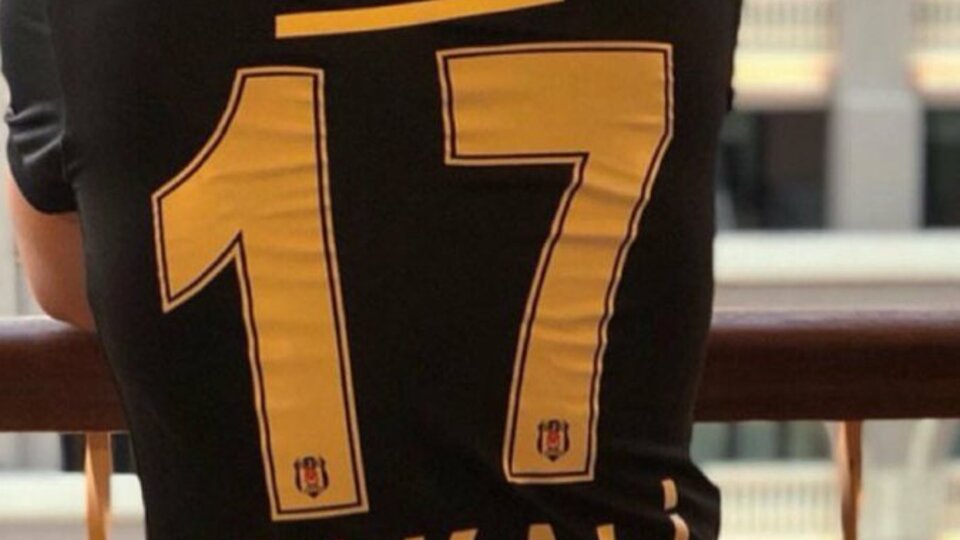 Formayı giydi! Olay oldu...