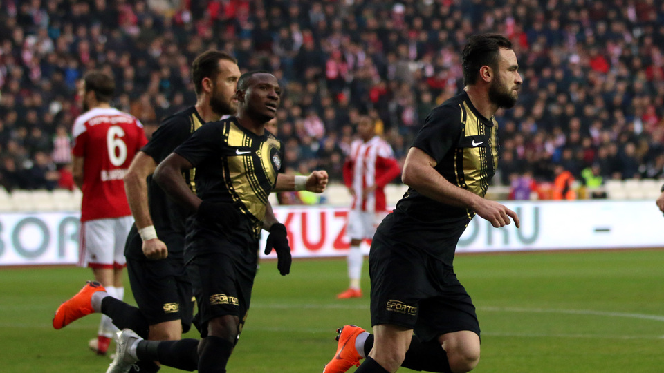 Trabzonspor'un gözü Osmanlıspor'da!