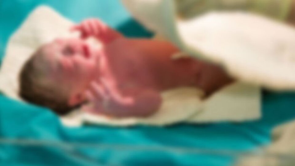 Hindistan'da denizkızı doğdu!