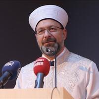 Erbaş'tan ilahiyat öğrencilerine kariyer tavsiyesi