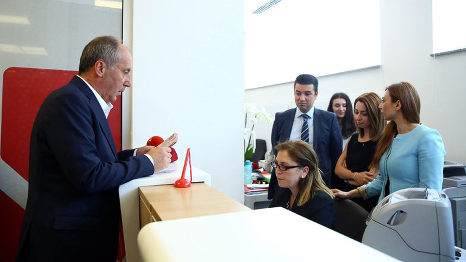 Muharrem İnce'den rakiplerine jest!