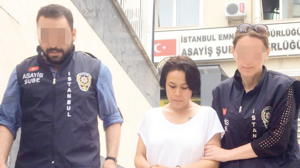 Eski sevgiliye görüntüyle şantaj