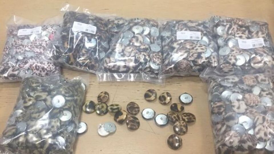 Renk renk düğmeler! Aslında gerçek çok farklı