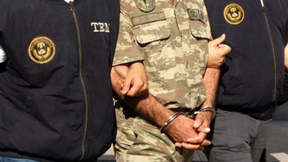 13 ilde FETÖ'nün 'askeri yapılanması'na operasyon