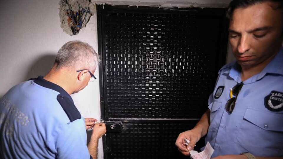 Burası bir garaj! Vatandaşlara bunları yediriyorlarmış