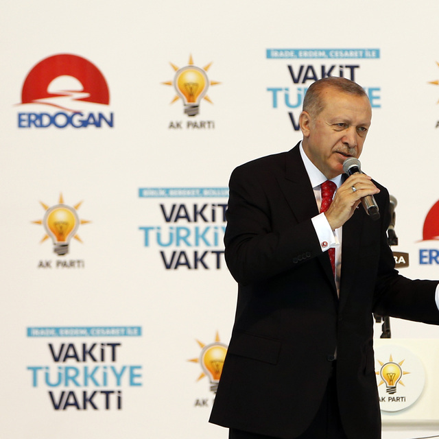 AK Parti'nin seçim beyannamesinde ekonomi ile ilgili dikkat çekenler