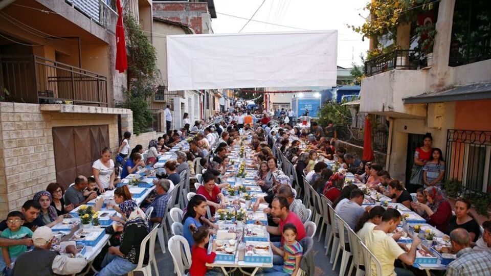 İzmir'de iftara ne kadar kaldı?
