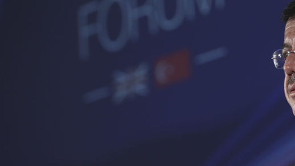 Zeybekçi'den Merkez'e destek