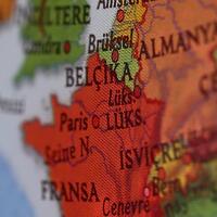 Fransa'da 'çifte ajan' krizi!