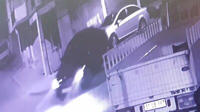 Sahur vakti sese uyandı, güvenlik kameralarını izleyince şaşkına döndü!