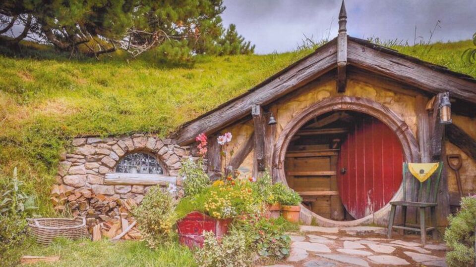 Sivas'ta mini 'Hobbit köyü' yükseliyor!