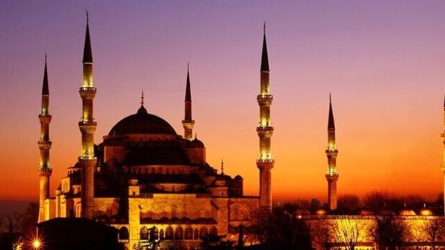 İstanbul için iftar ve sahur vakitleri