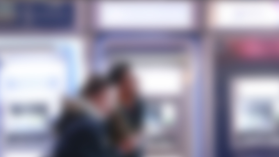 Kredi borcuna kızdı! ATM'yi yaktı