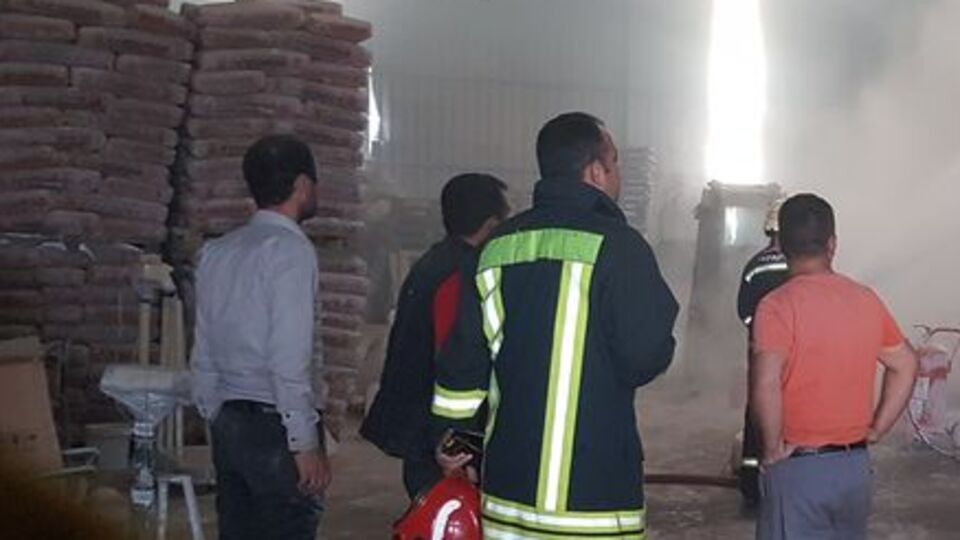 Kocaeli'de fabrika yangını!