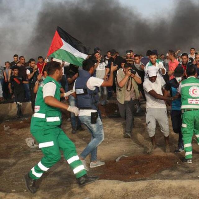 AA muhabiri Gazze sınırında yaralandı