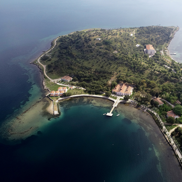 Karantina Adası'nda 2 önemli proje
