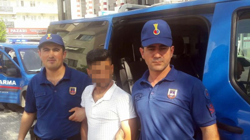 Aranan PKK'lı, Kuşadası'nda yakalandı