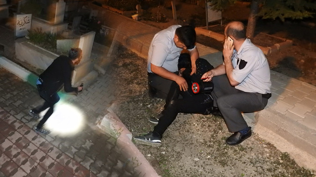 Mezarlıktaki gizemli genç kıza eziyet!